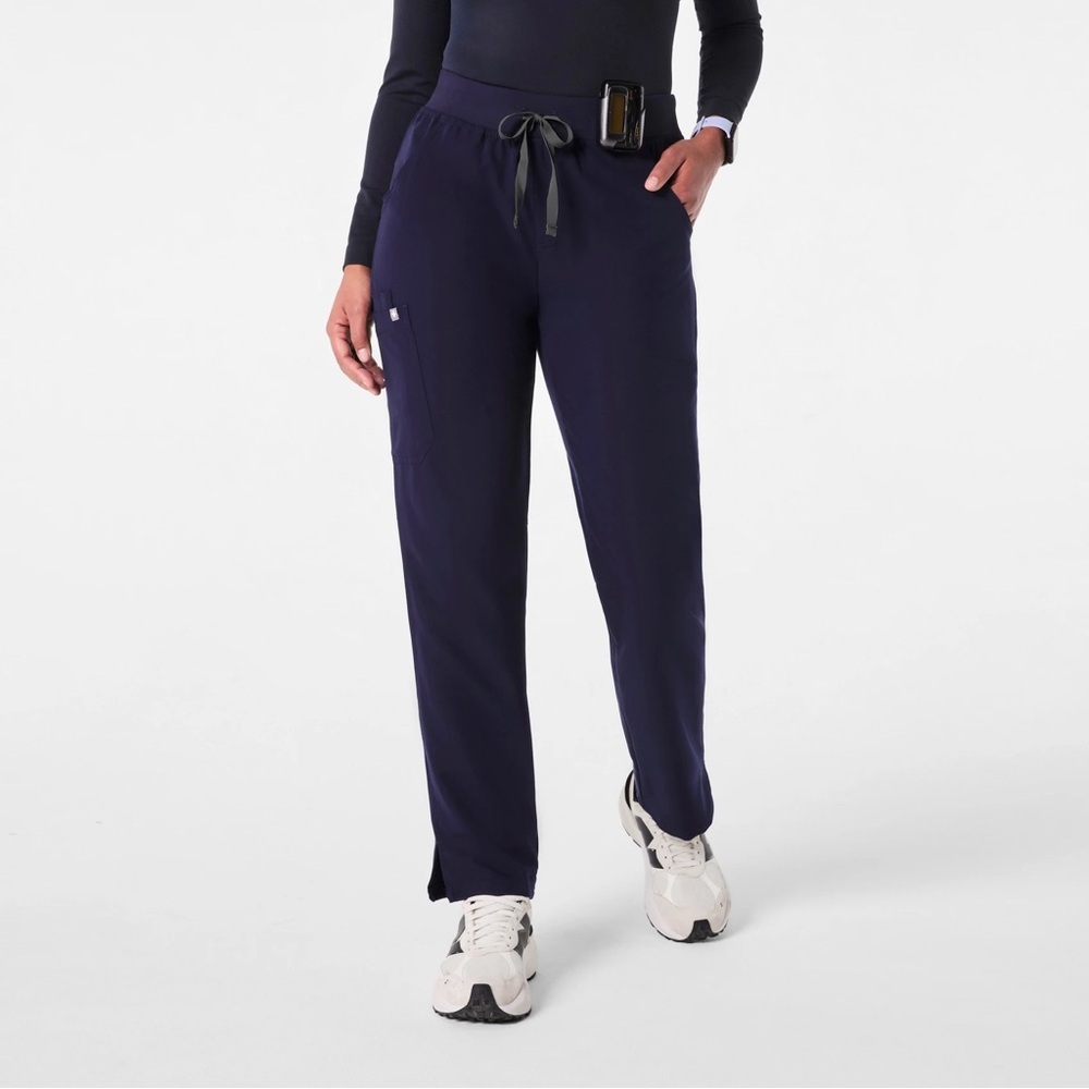Figs Kade Cargo Scrub Pants in Navy Women’s Size XXL
